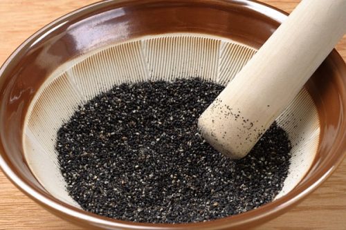 Một số bài thuốc hay từ Mè đen