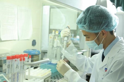 Xét nghiệm là ngành còn rất mới mẻ với nhiều bạn trẻ 
